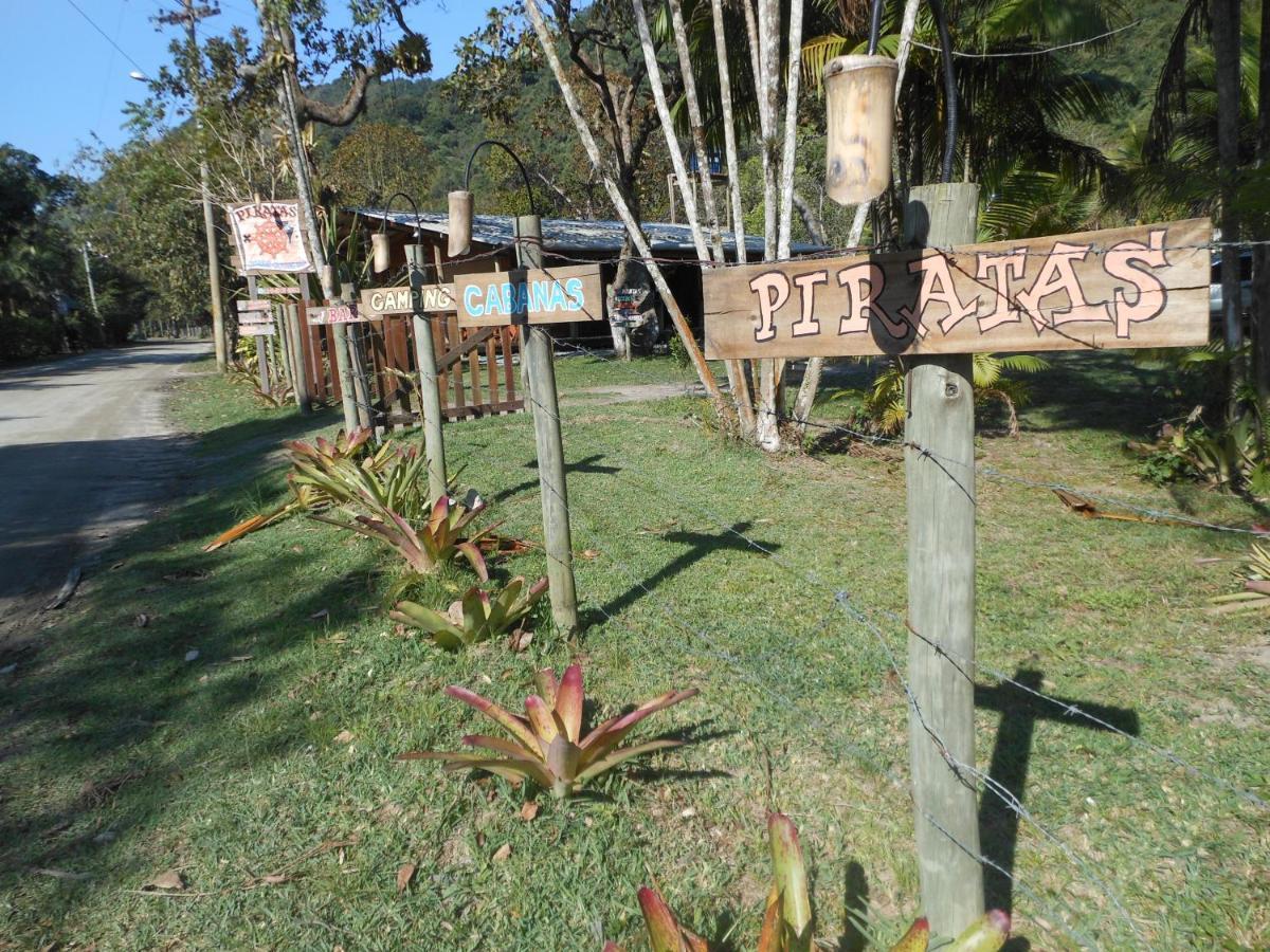 Piratas Cabanas Camping Bar パラチー・ミリン エクステリア 写真