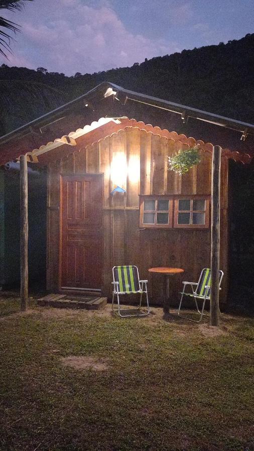 Piratas Cabanas Camping Bar パラチー・ミリン エクステリア 写真